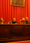 Mesa redonda sobre El mito de Carmen. Paraninfo Universidad de Sevilla. Noviembre. 2010. De izq. a dcha.: Gema Lpez, Salvador Tvora, Javier Martn, Vicente Aranda y Rafael Utrera.